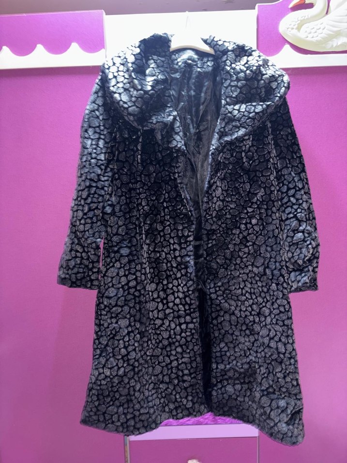 Gri Yılan Desenli Uzun Kadın Kaban - Görsel 2