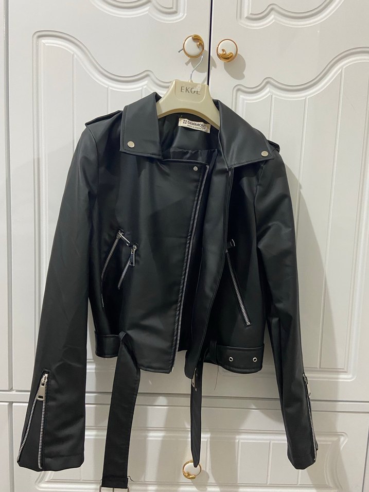 Siyah Deri Kemerli Kadın Ceket - Görsel 2