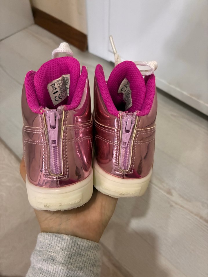 Parlak Pembe Kız Çocuk Spor Ayakkabı - Görsel 2