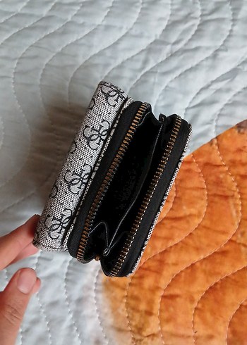 Gri Baskılı Kadın Cüzdanı - Guess - Görsel 3