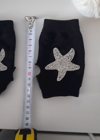 Taşlı Yıldızlı Siyah Parmaksız Kadın/Çocuk Eldiveni - Görsel 3