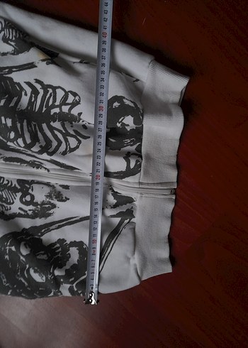 Köstebek İskeletli Society Yazılı Kapüşonlu Beyaz Hırka - Görsel 10