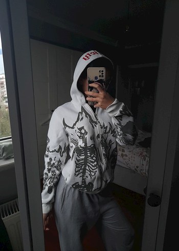 Köstebek İskeletli Society Yazılı Kapüşonlu Beyaz Hırka - Görsel 12