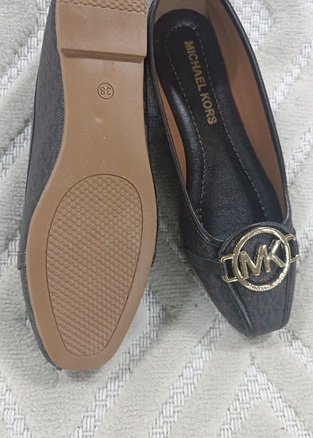 Kahverengi Yılan Desenli Tokalı Kadın Babet - Görsel 3