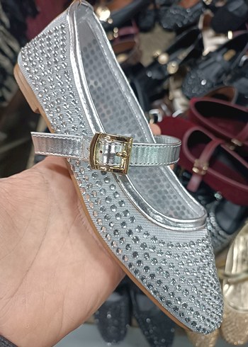 Altın Renkli Parlak Taşlı Stiletto Topuklu Kadın Babet - Görsel 3