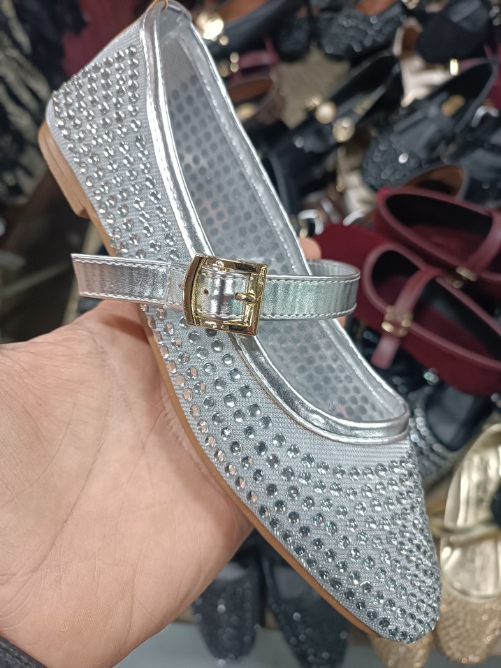 Altın Renkli Parlak Taşlı Stiletto Topuklu Kadın Babet - Görsel 3