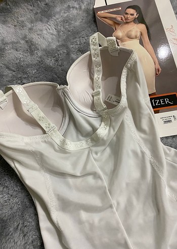 Kadın vücut toparlayıcı korse. - Görsel 2