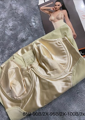 Kadın vücut toparlayıcı korse. - Görsel 2