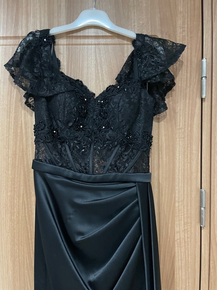 Siyah Straplez İşlemeli Uzun Abiye Elbise - Görsel 2