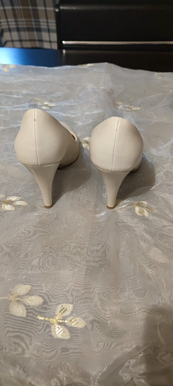 Krem Rengi Stiletto Topuklu Kadın Ayakkabı - Görsel 4