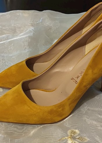 Hardal Sarısı Süet Stiletto Kadın Ayakkabı - Görsel 2