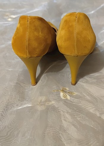 Hardal Sarısı Süet Stiletto Kadın Ayakkabı - Görsel 4