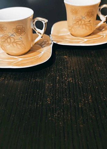 Bej Çiçek Desenli 4 Parça Kahve Fincanı ve Tabağı - Görsel 4