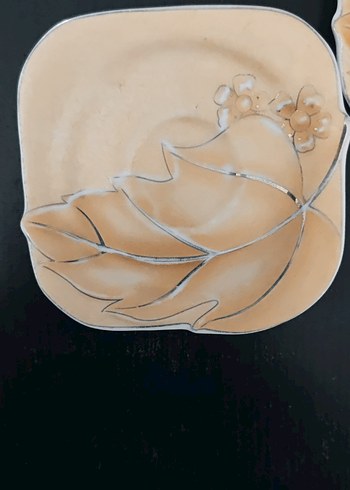 Bej Çiçek Desenli 4 Parça Kahve Fincanı ve Tabağı - Görsel 7