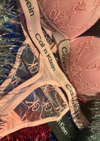 Calvin Klein Nakışlı Pembe Sütyen ve Külot - Görsel 3