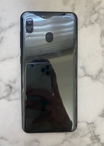 Samsung A20 - Görsel 2
