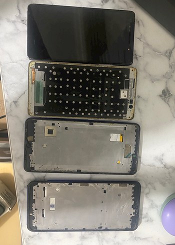 4 Adet telefon - Görsel 2