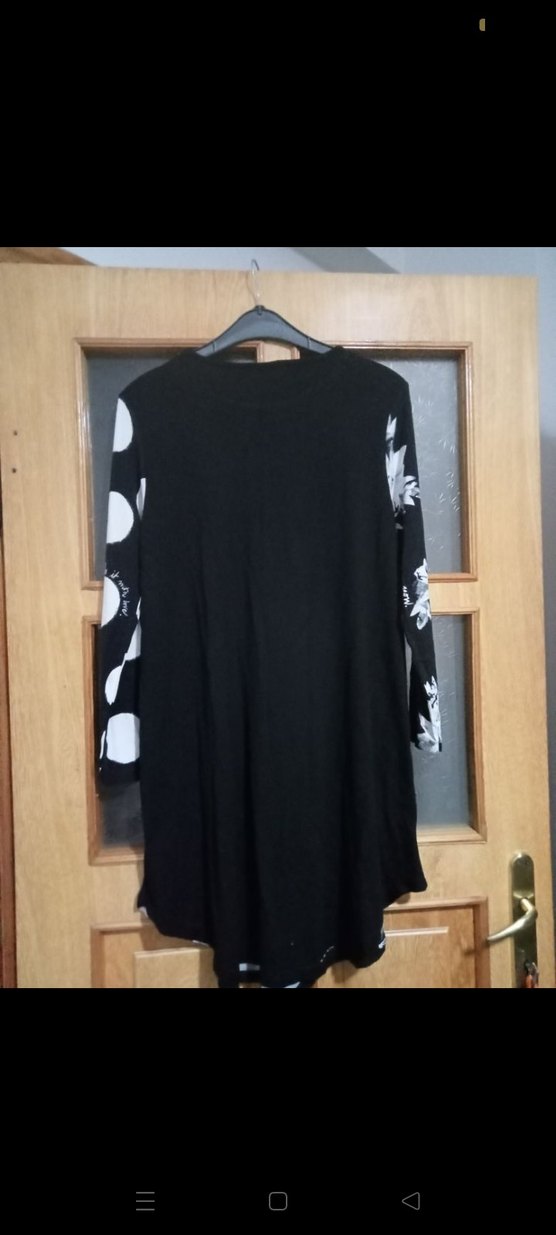 Siyah Baskılı Uzun Kollu Salaş Tunik - Görsel 2