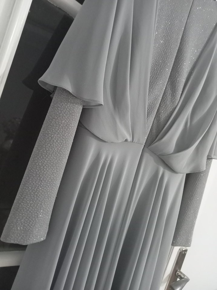 Gri Uzun Kollu V Yaka Kadın Abiye Elbise - Görsel 4