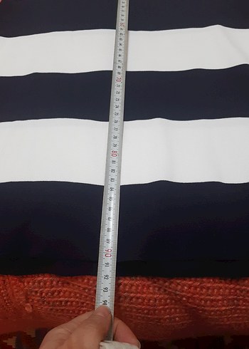 Çizgili Yüksek Yakalı Kolsuz Triko Elbise - Görsel 4