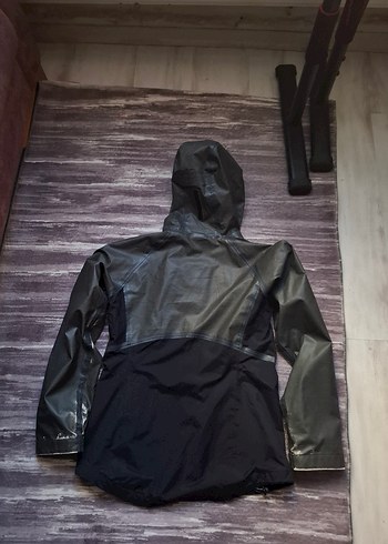 Gri Kadın Kapüşonlu Fermuarlı yağmurluk - Görsel 6