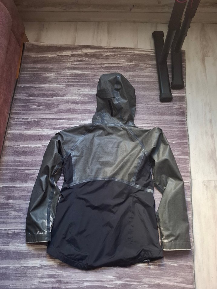 Gri Kadın Kapüşonlu Fermuarlı yağmurluk - Görsel 5