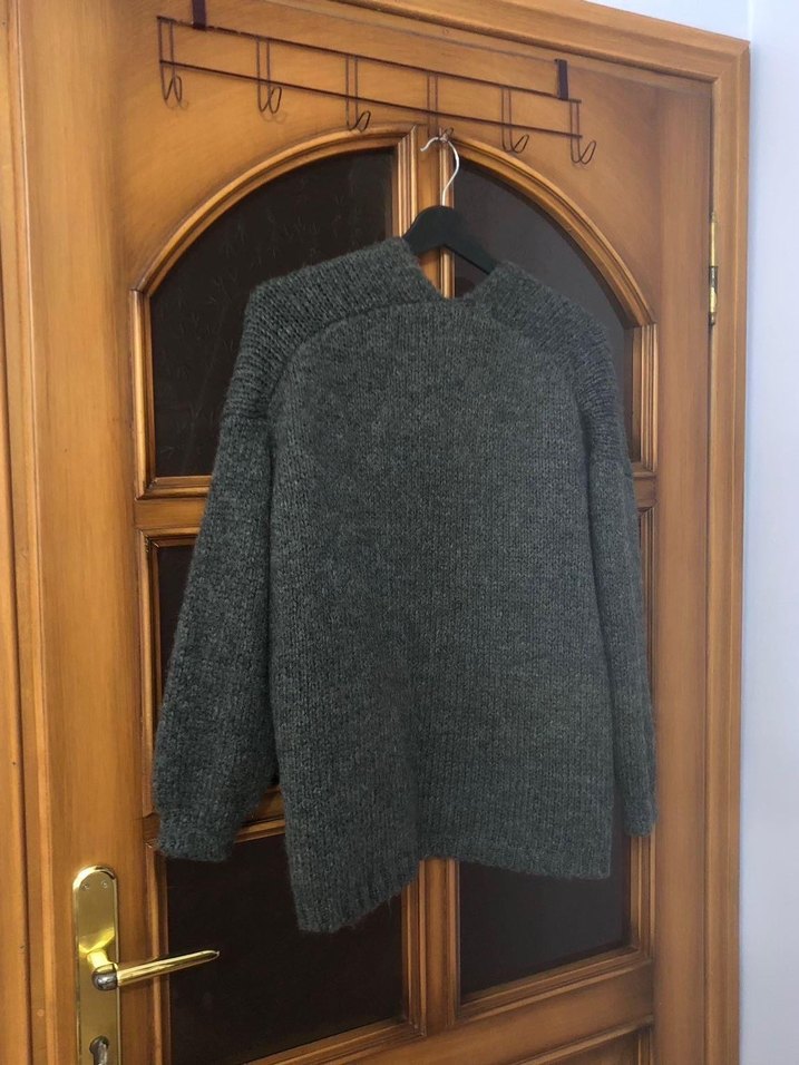 Gri Örgü Kadın Hırka Midi Boy Rahat Kesim - Görsel 2