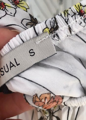 Kadın Beyaz Çiçekli Straplez Mini Bluz - Görsel 4