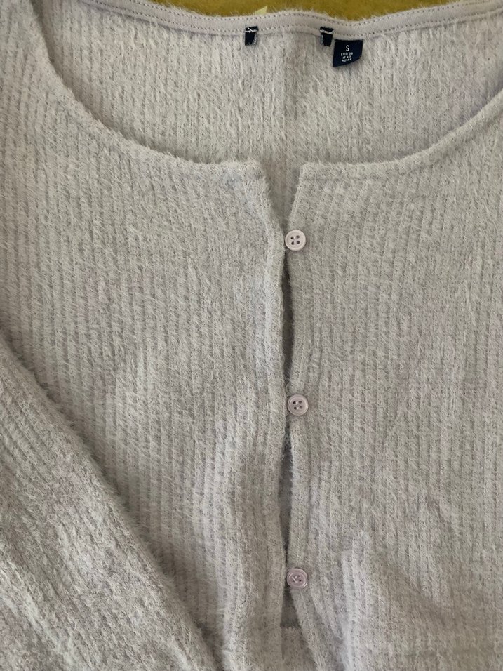 Lila Düğmeli crop  Hırka - Görsel 3