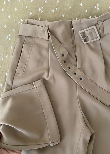 Bej Kemerli Kadın Kumaş Pantolon - Görsel 2