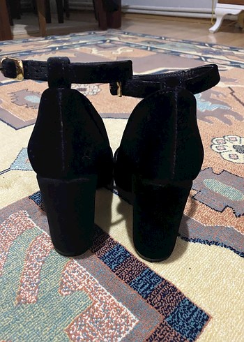 Koyu Siyah Tokalı Blok Topuklu Kadın Ayakkabı - Görsel 2