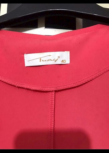 Pembe Düğmeli Uzun Kolsuz Elbise - Görsel 2