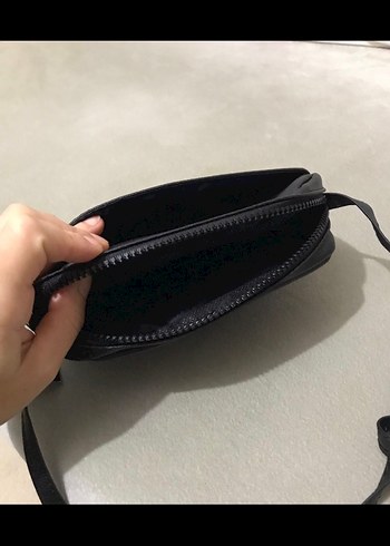 Siyah Minimalist Deri Kadın Çantası - Görsel 3