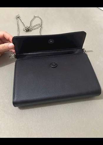 Siyah Zincir Detaylı Deri Kadın Çanta - Görsel 2