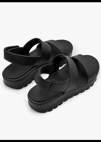 Siyah Ortopedik Dolgu Topuklu Kadın Sandalet - Görsel 3