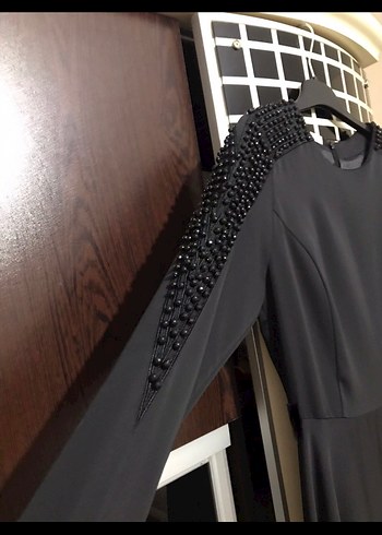 Boncuk Detaylı Siyah Uzun Elbise kemer dahil değildir. - Görsel 4