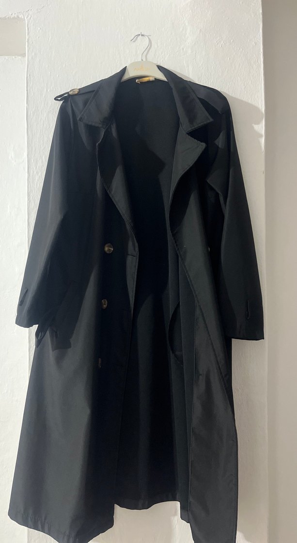 Siyah Düğmeli Uzun Kadın Trençkot - Görsel 2