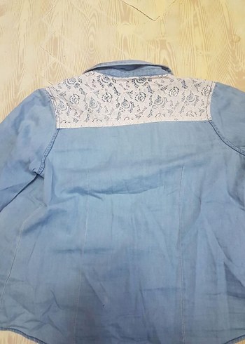 Kız çocuk dantel detaylı gömlek - Görsel 5