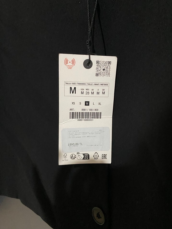Zara Siyah Düğmeli Kısa Kadın Ceket - Görsel 4