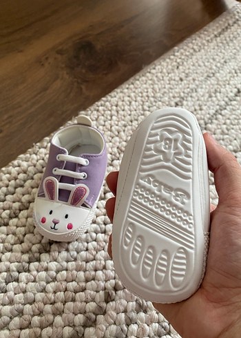 Mor Nakışlı Kız Bebek İlk Adım Ayakkabısı - Görsel 3