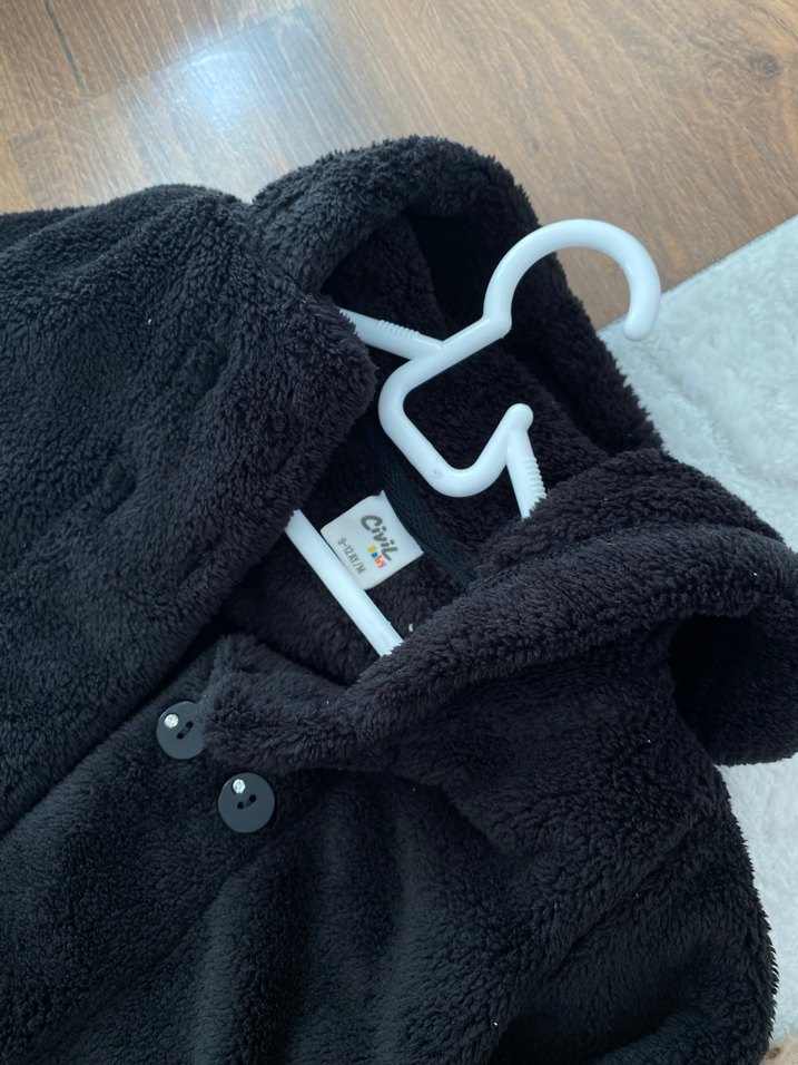 Siyah Düğmeli Erkek Çocuk Kabanı - Görsel 3