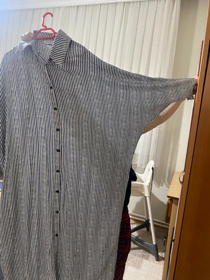 Gri Çizgili Uzun Keten gömlek - Görsel 2