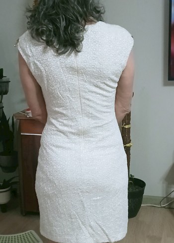 Beyaz Dantel Detaylı Midi Triko Elbise - Görsel 2