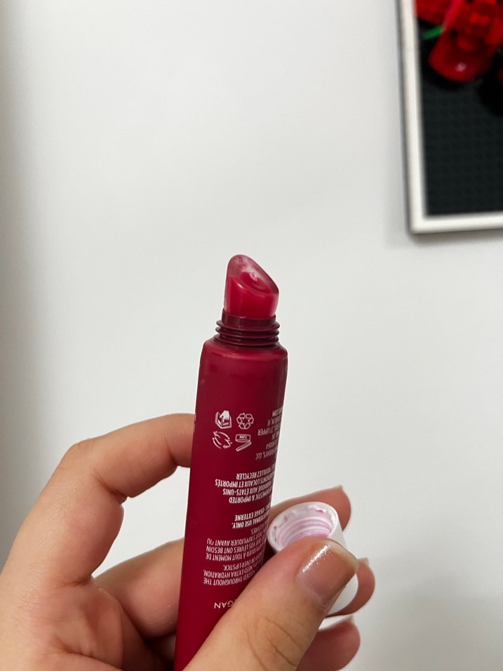 Summer Fridays Parlak Kırmızı Dudak Parlatıcısı - Görsel 3