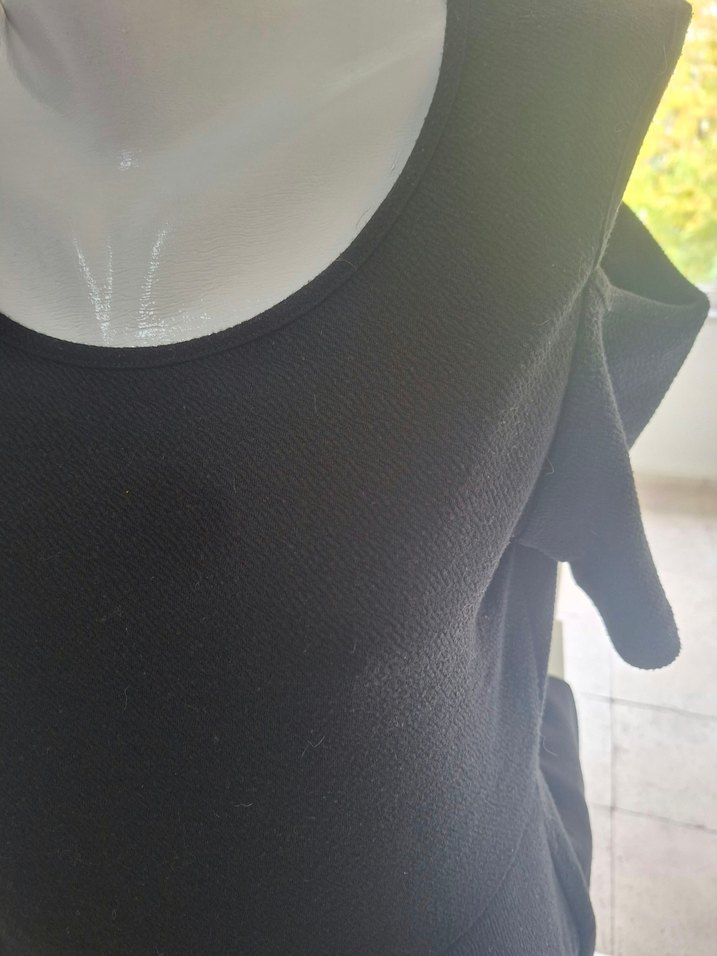 Asimetrik Siyah Mini Elbise — görsel 2/5