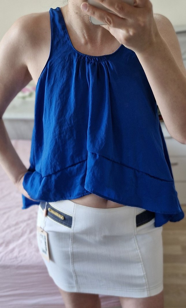 Saten Eteği Volanlı Mavi Bluz S-36 - Görsel 3