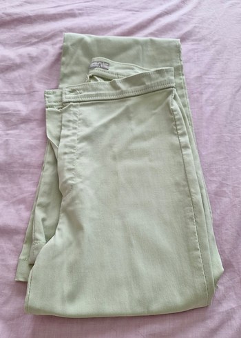ZARA likralı yeşil fermuarlı pantolon XS-34