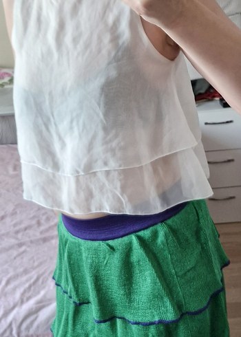 Quzu Crop Beyaz Şifon Kat Kat Bluz S-36 - Görsel 5