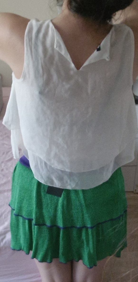 Quzu Crop Beyaz Şifon Kat Kat Bluz S-36 - Görsel 3