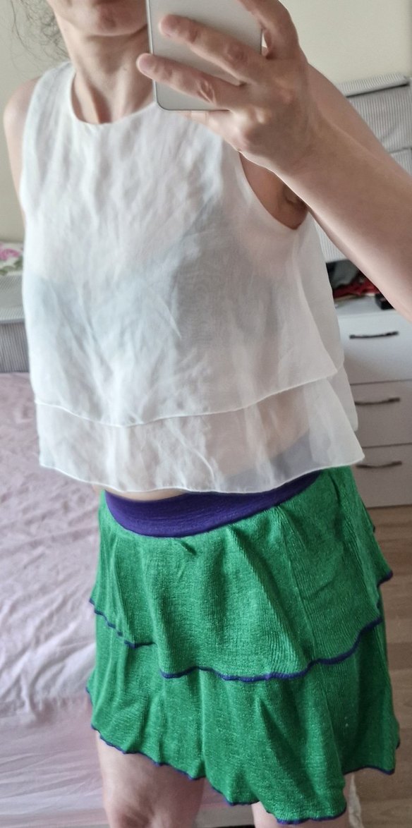 Quzu Crop Beyaz Şifon Kat Kat Bluz S-36 - Görsel 5